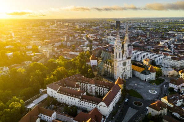 Contessa Luxury Retreat - top 10  local trips  - Zagreb